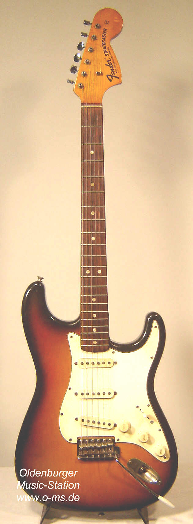 Fender Stratocaster 1970 sunburst a.jpg